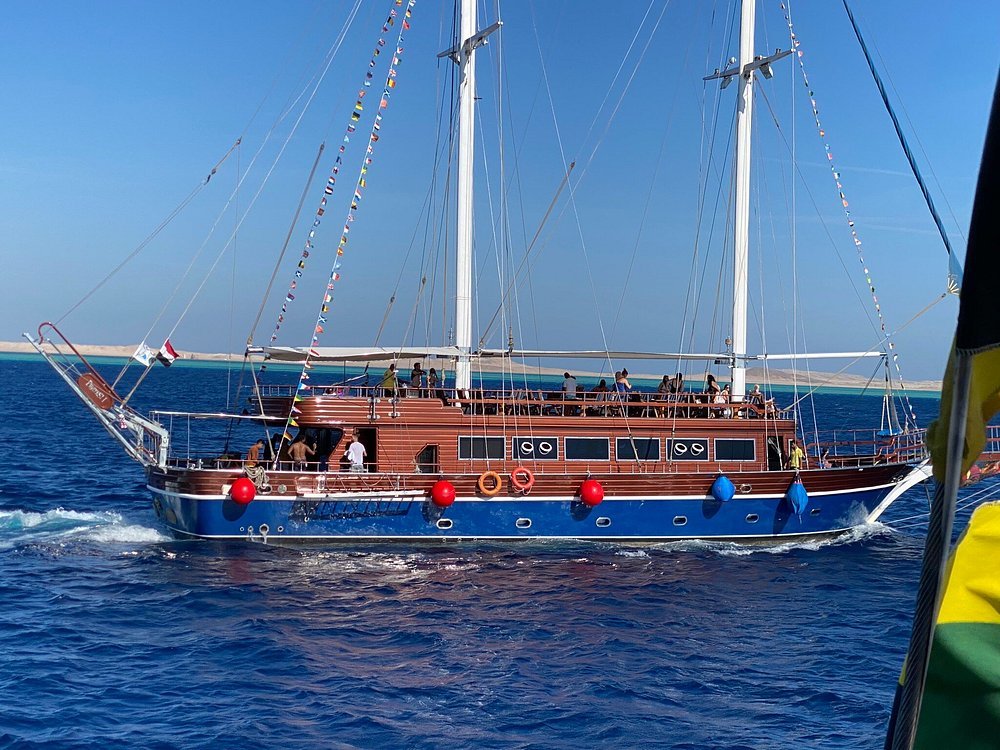 hashtag tour gallery Image